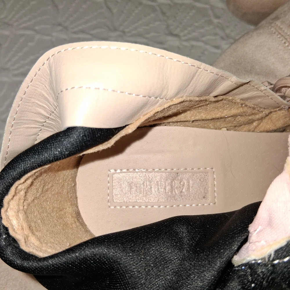 Forever 21 Women Elegant Taupe Over-the-Knee Boots Size 8 - Picture 2 of 16